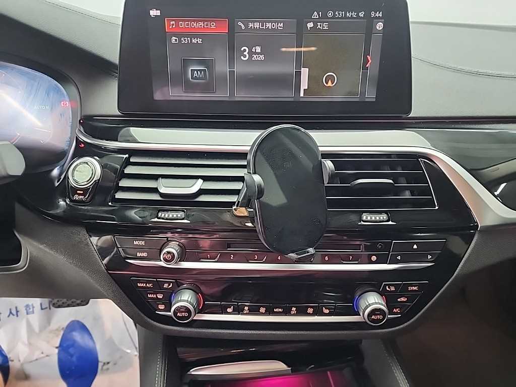 BMW 5 Series - Vista 10