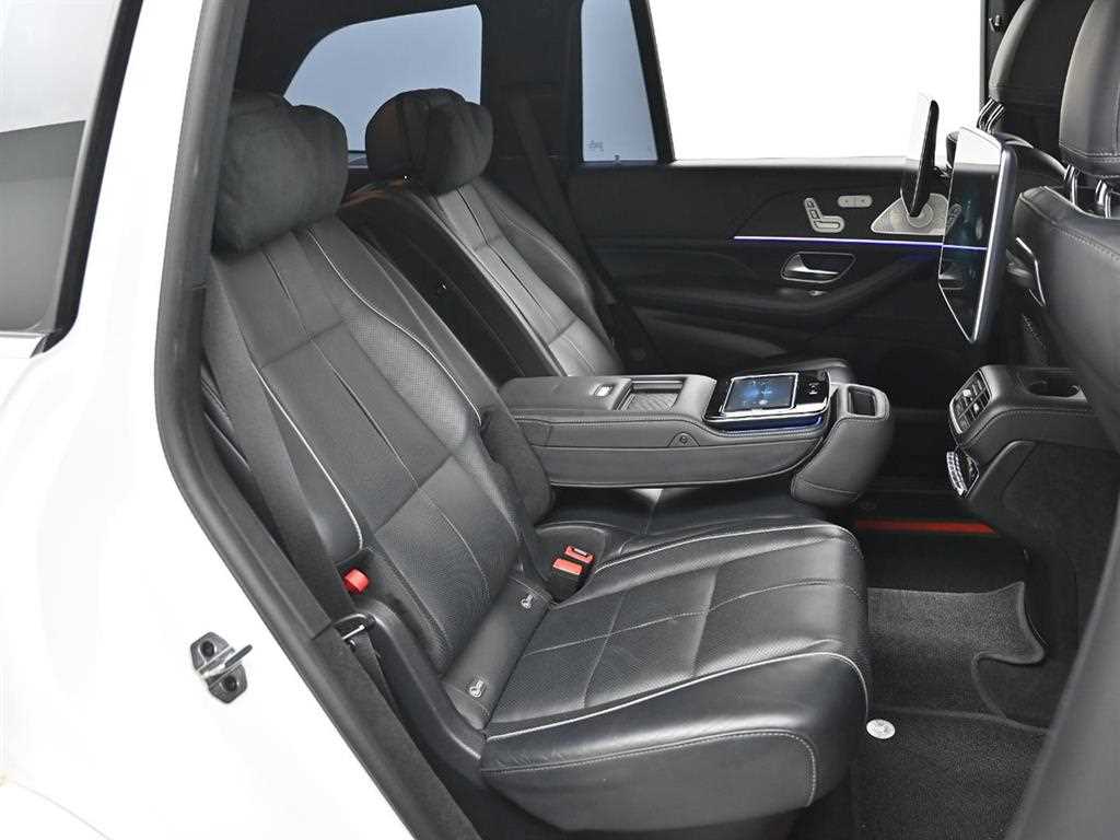 Mercedes Benz GLS Class - Vista 12