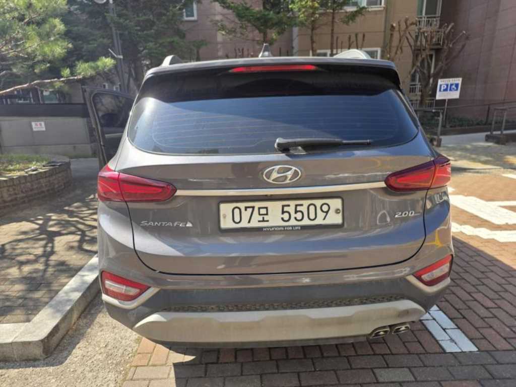 HYUNDAI Santa Fe - Vista 3