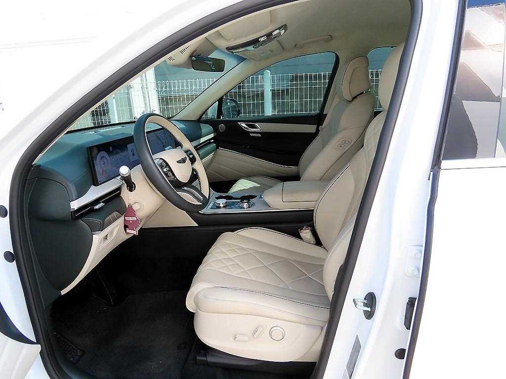 Genesis GV80 - Vista 5