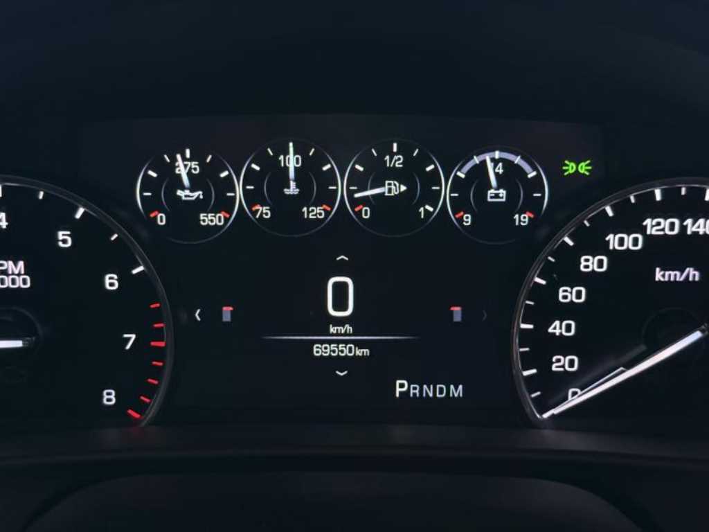 Cadillac CT6 - Vista 8