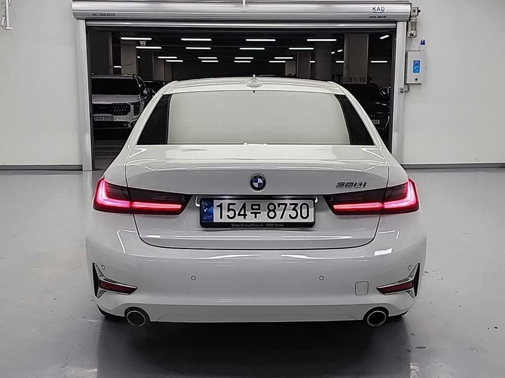 BMW 3 series - Vista 3