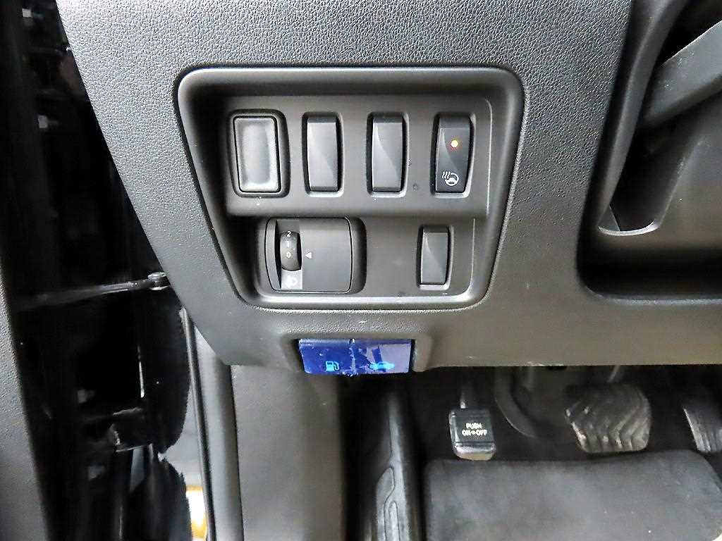 SAMSUNG QM6 - Vista 12