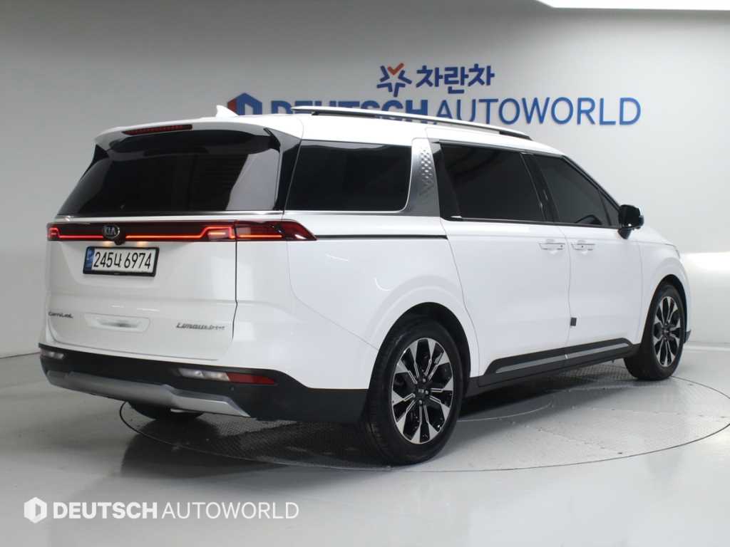 KIA Carnival - Vista 2