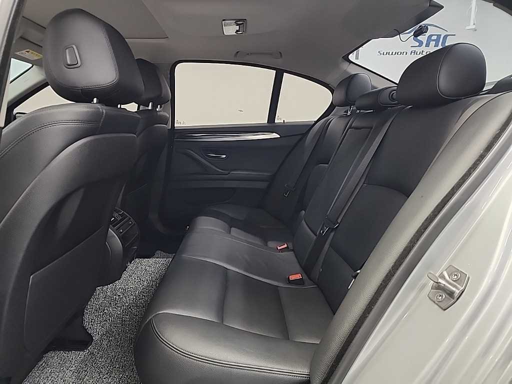 BMW 5 Series - Vista 12