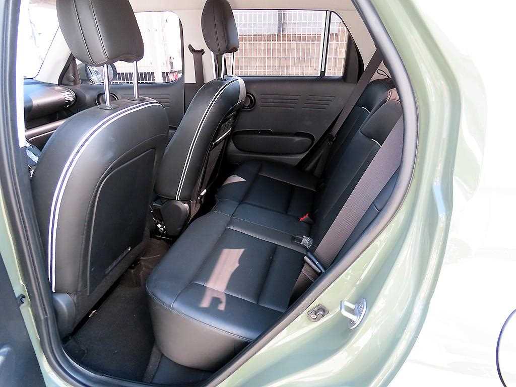 HYUNDAI Casper - Vista 6