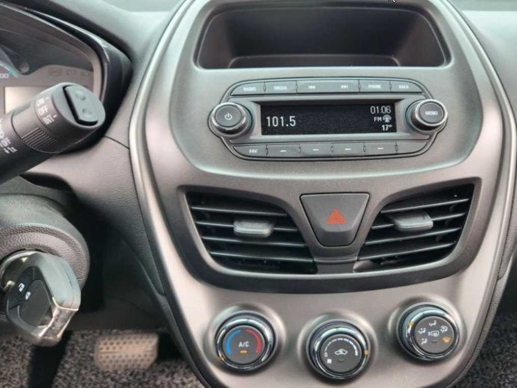 Chevrolet Spark - Vista 3