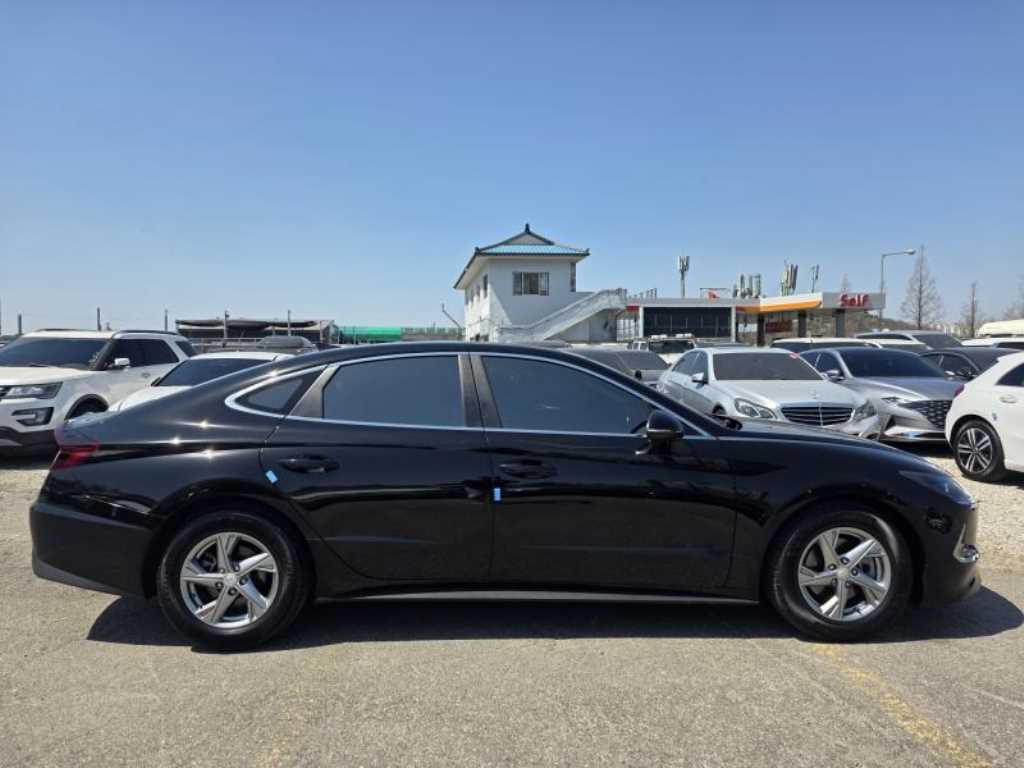 HYUNDAI Sonata - Vista 7