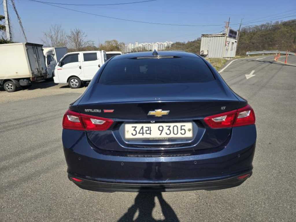 Chevrolet Malibu - Vista 5