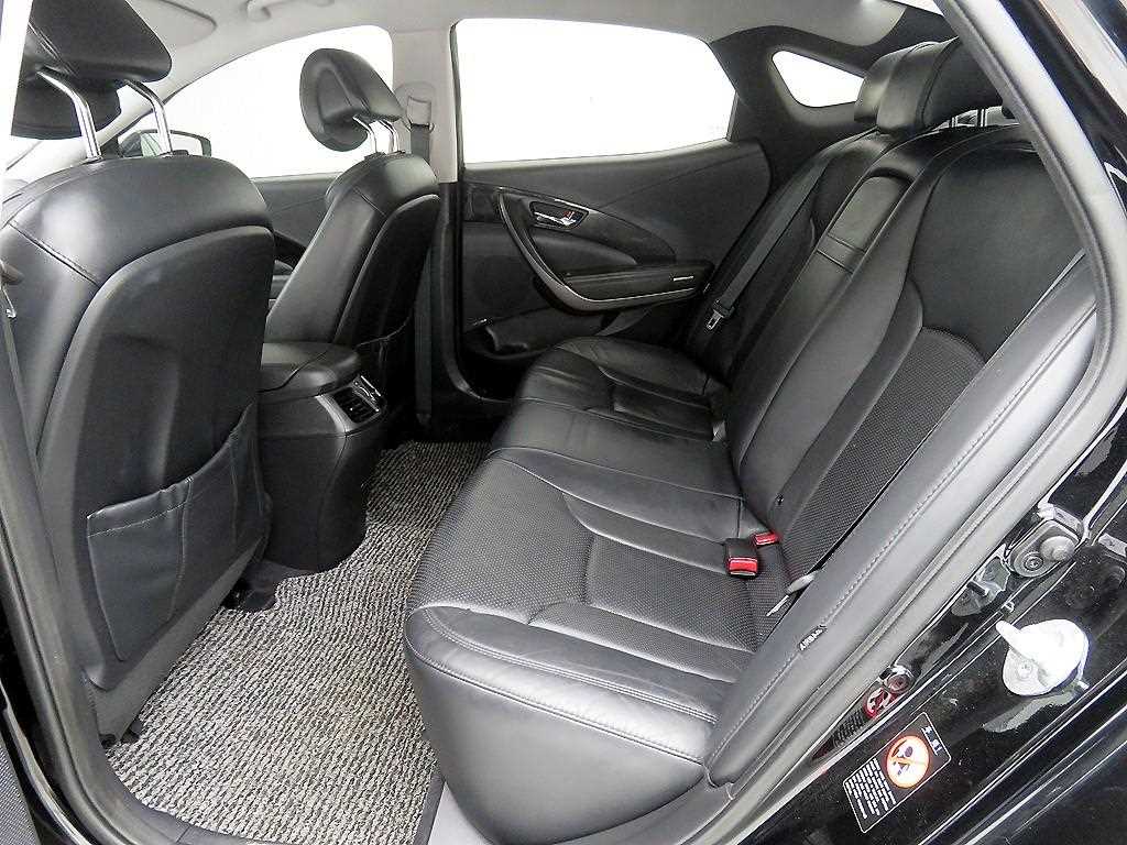 HYUNDAI Grandeur - Vista 6