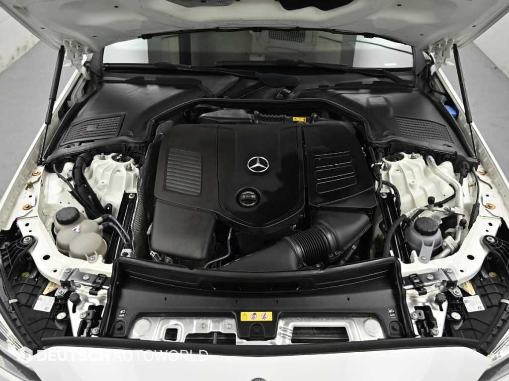 Mercedes Benz C Class - Vista 6