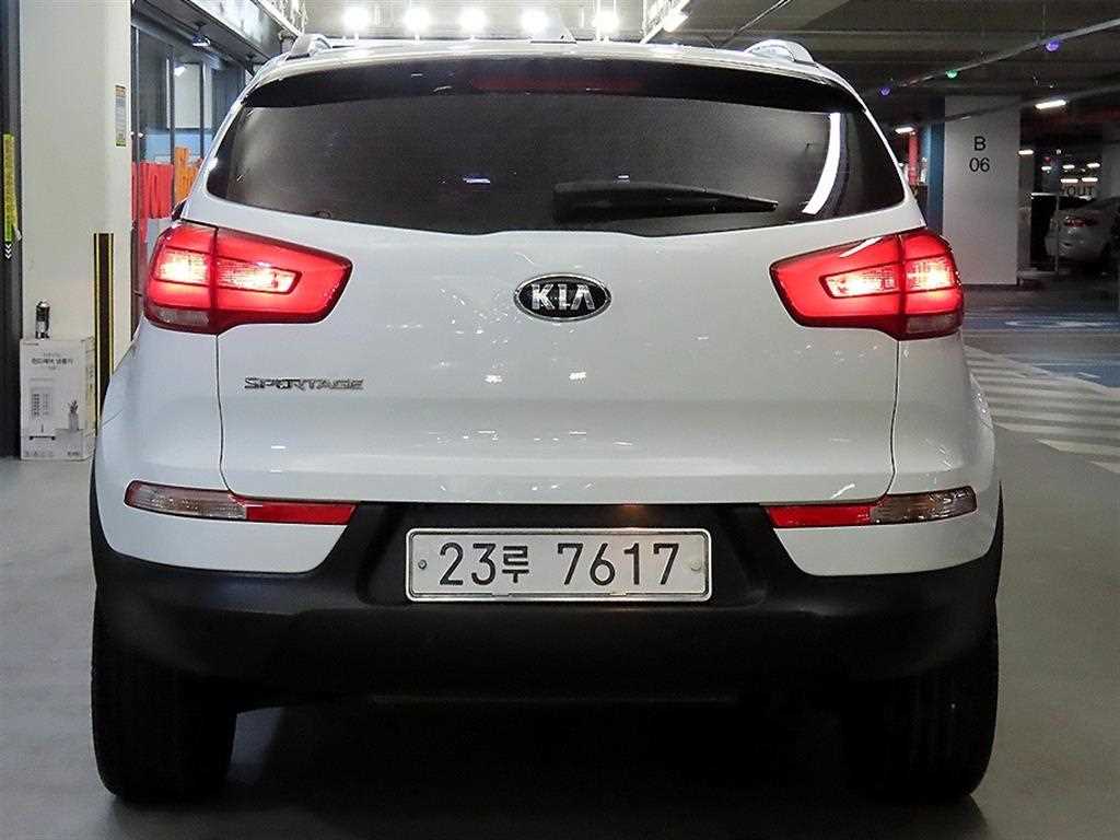 KIA Sportage - Vista 5