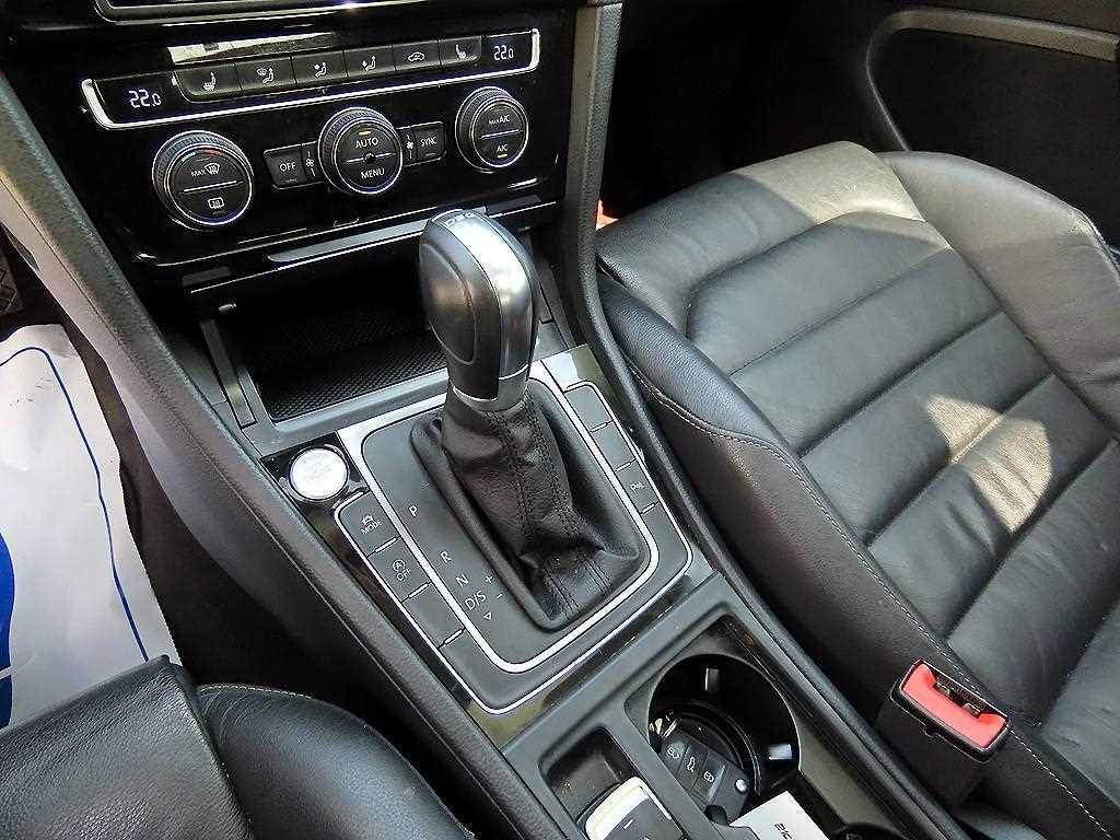 Volkswagen Golf 2016 Blanco - Importación desde Corea - HF Imports Iquique - Foto 20