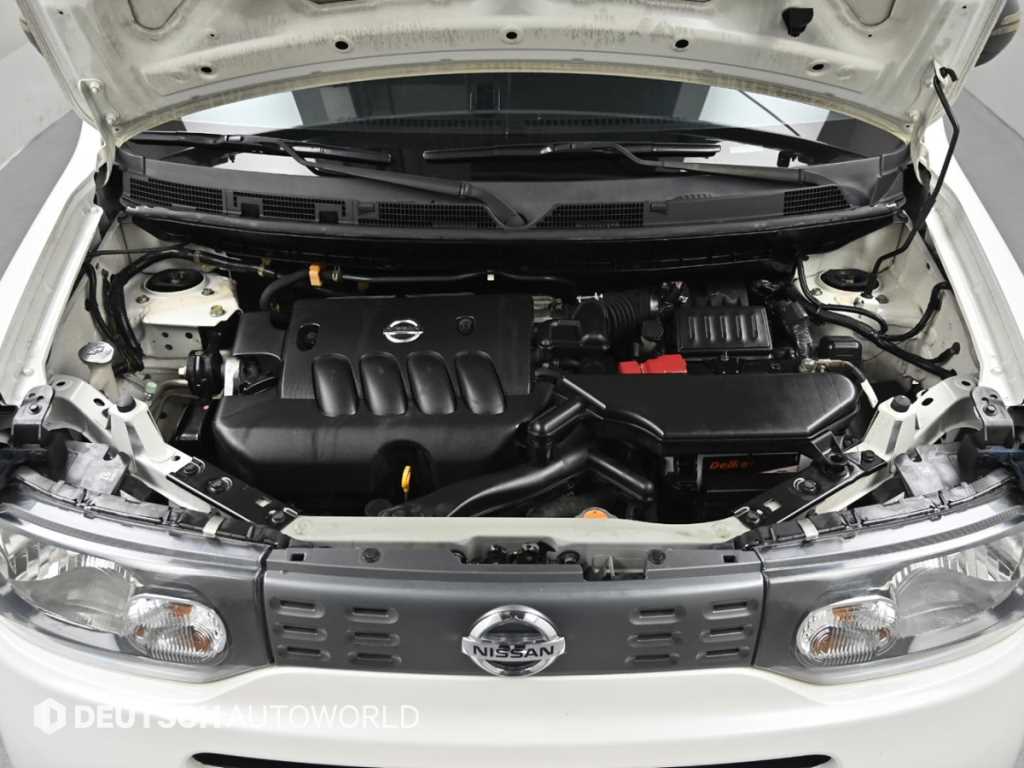 Nissan Cube - Vista 6
