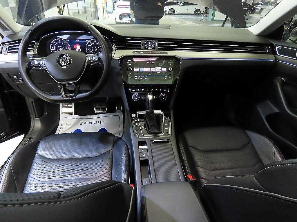 Volkswagen Arteon - Vista 10