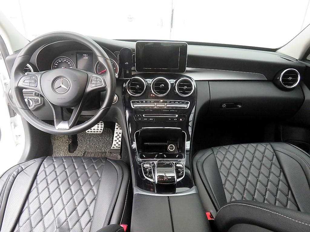 Mercedes Benz C Class - Vista 7