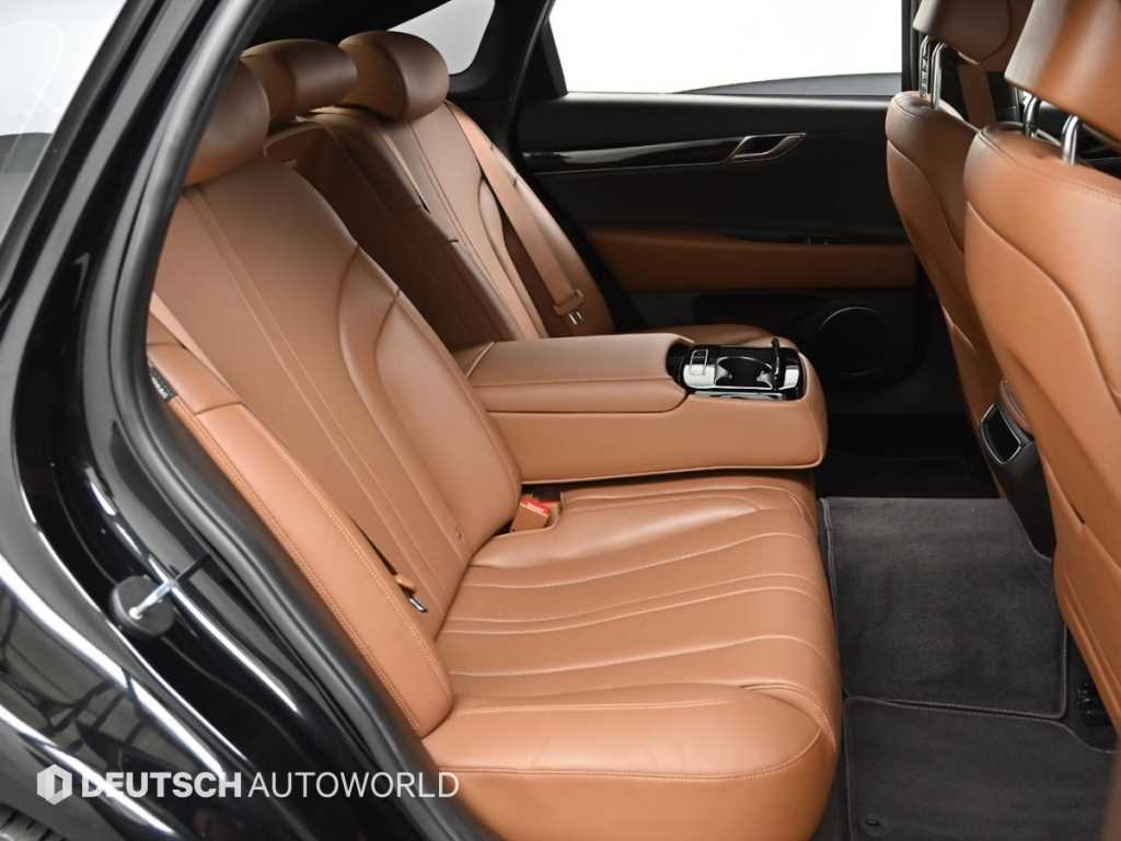 Genesis G80 - Vista 12