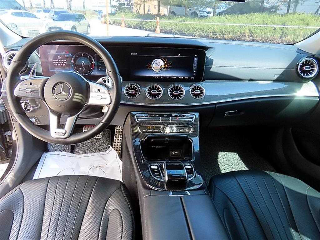 Mercedes Benz CLS Class - Vista 7