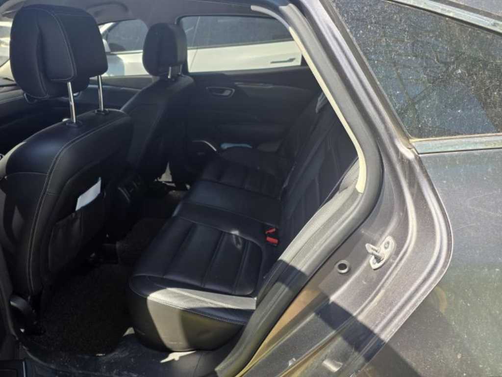 SAMSUNG SM6 - Vista 8