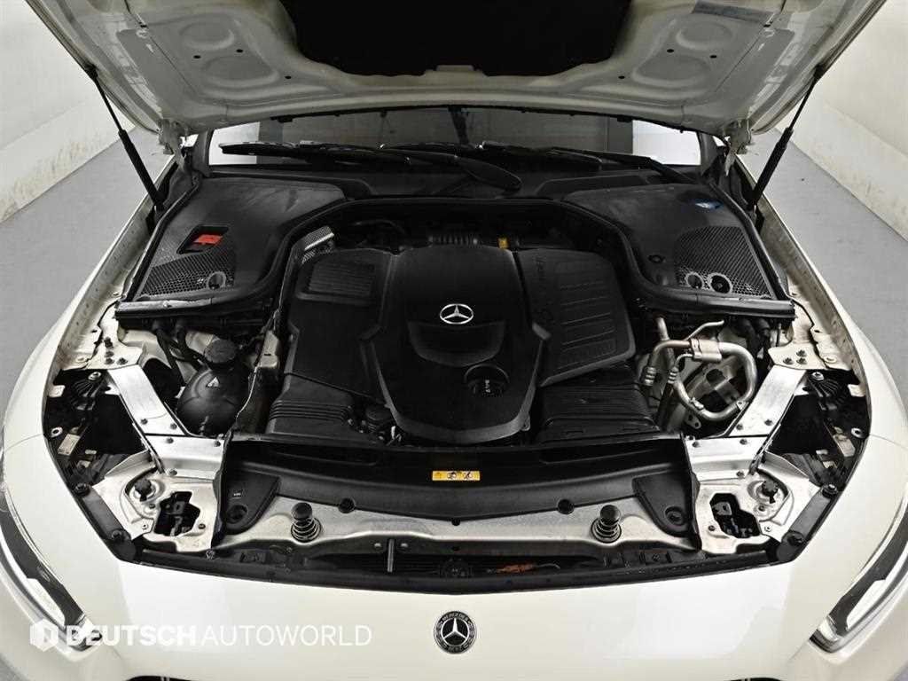 Mercedes Benz CLS Class - Vista 6