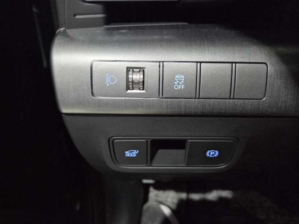 HYUNDAI Kona - Vista 9