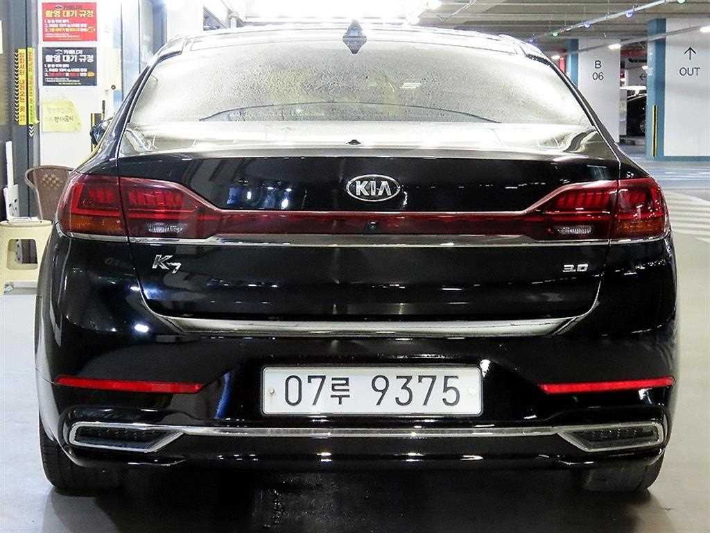 KIA K7 - Vista 5