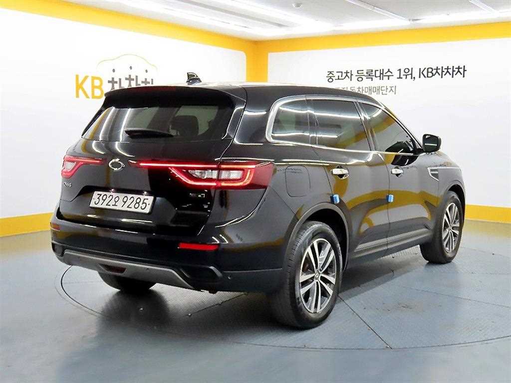 SAMSUNG QM6 - Vista 4