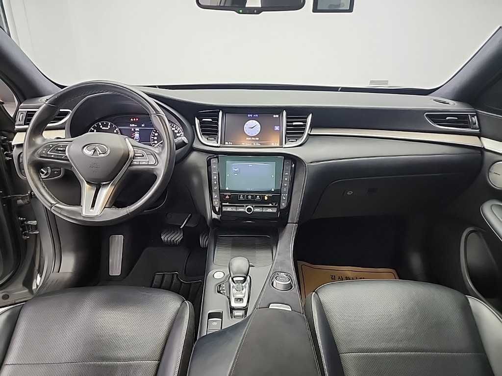 Infiniti QX - Vista 7