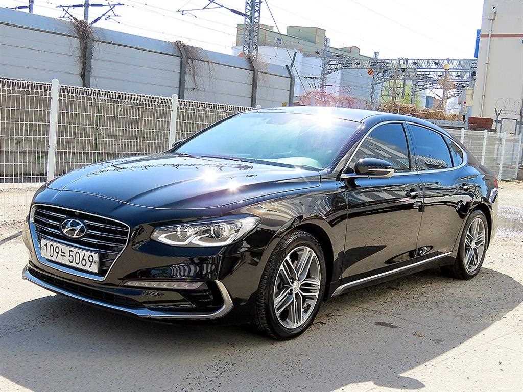 HYUNDAI Grandeur - Vista 2