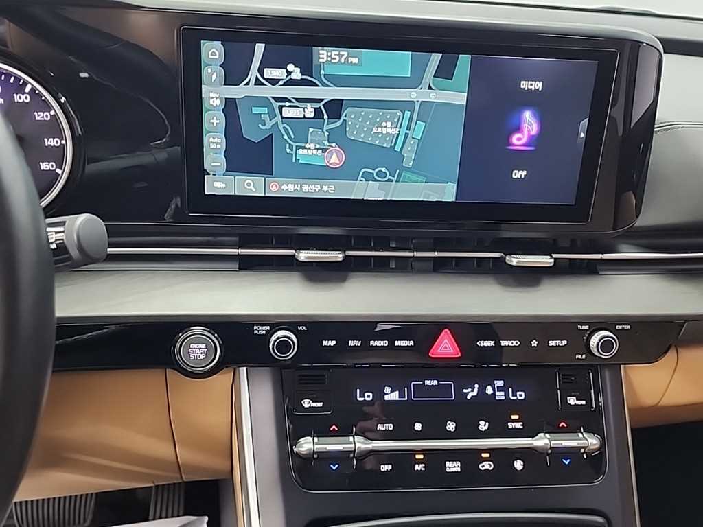 KIA Carnival - Vista 10