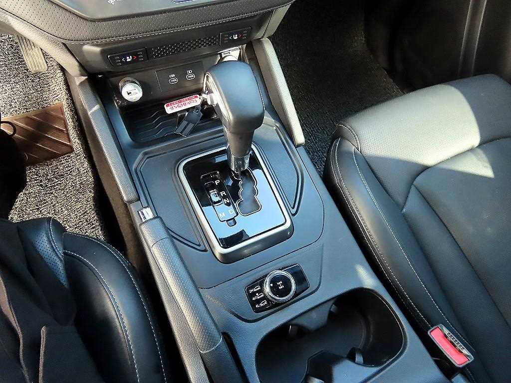 Ssangyong Rexton - Vista 10