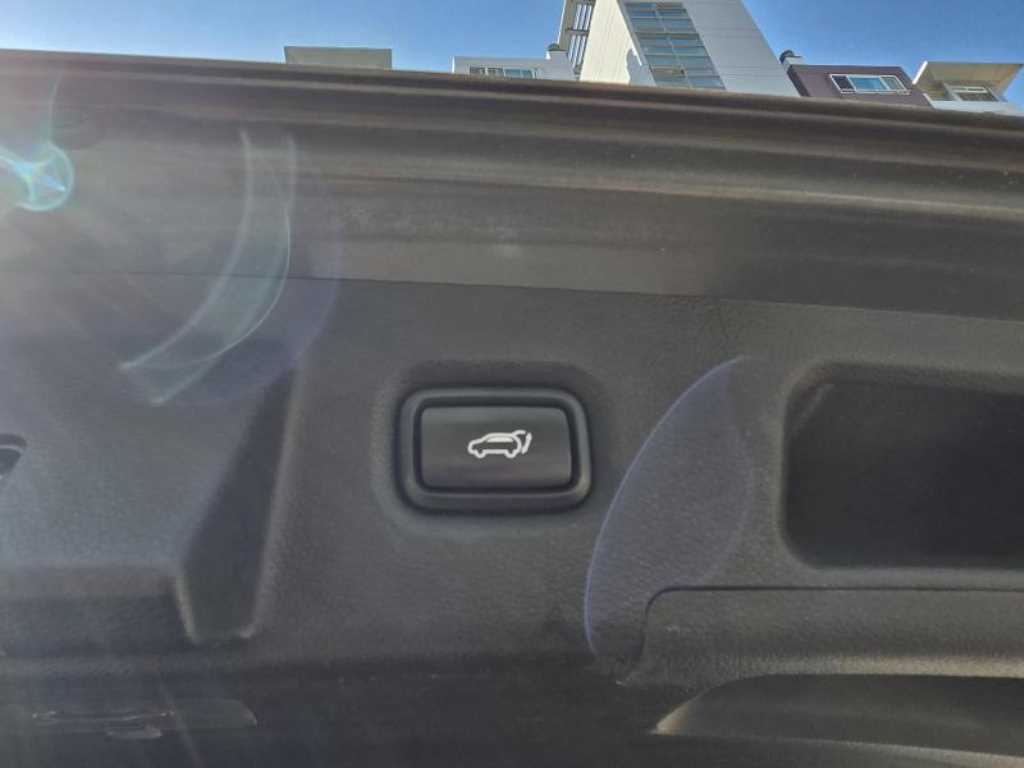 HYUNDAI Santa Fe - Vista 5