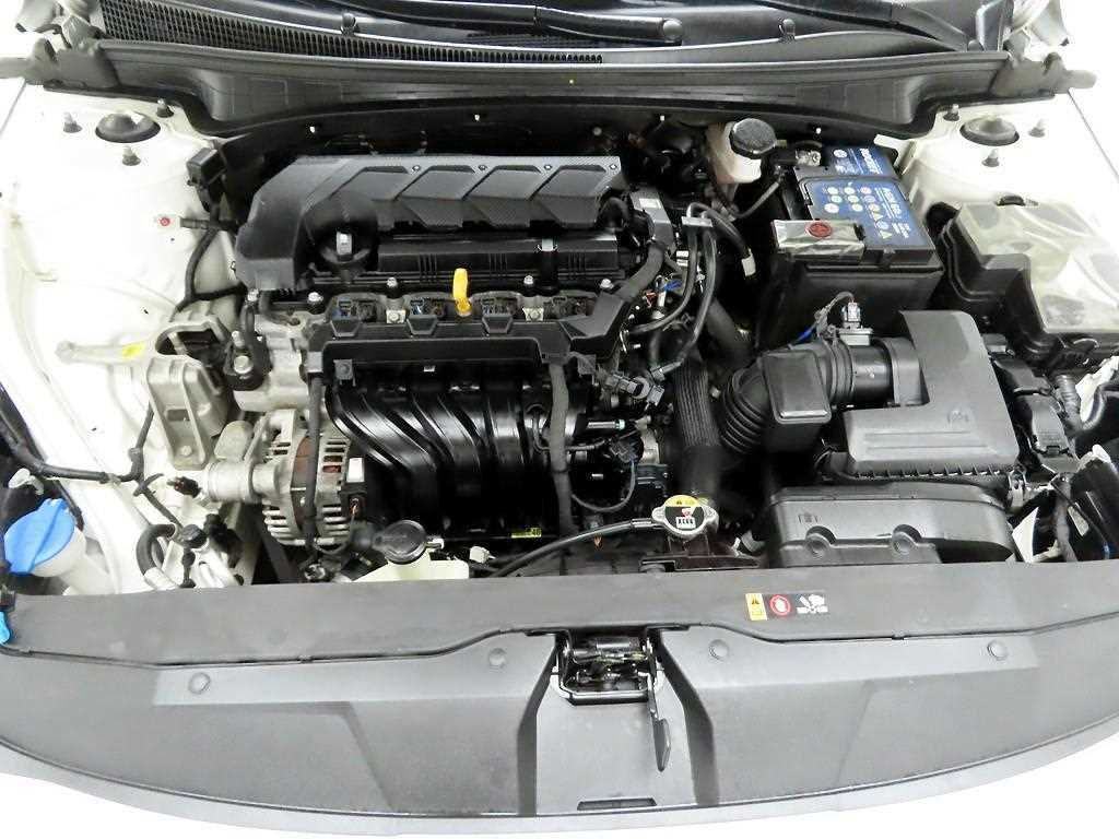 HYUNDAI Avante 2021 Blanco - Importación desde Corea - HF Imports Iquique - Foto 20