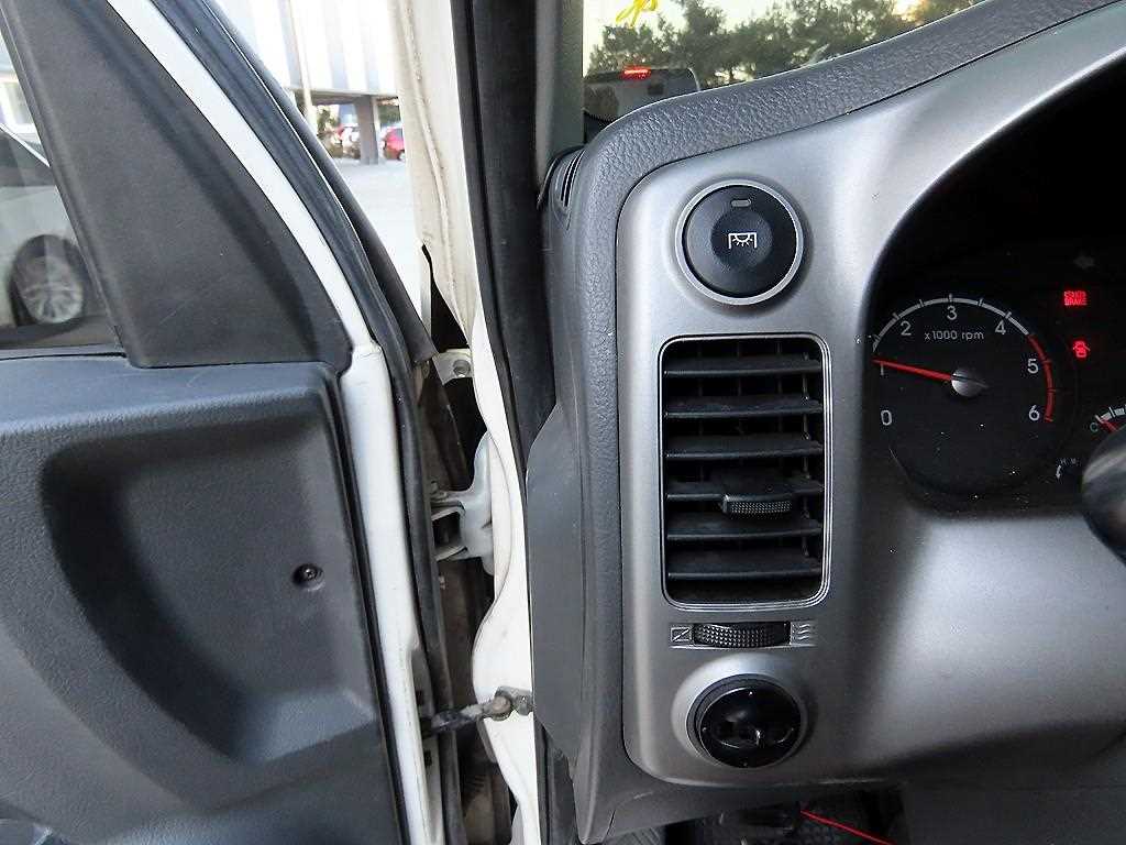 Small Truck Normal Box(High Deck) 2016 Blanco - Importación desde Corea - HF Imports Iquique - Foto 13