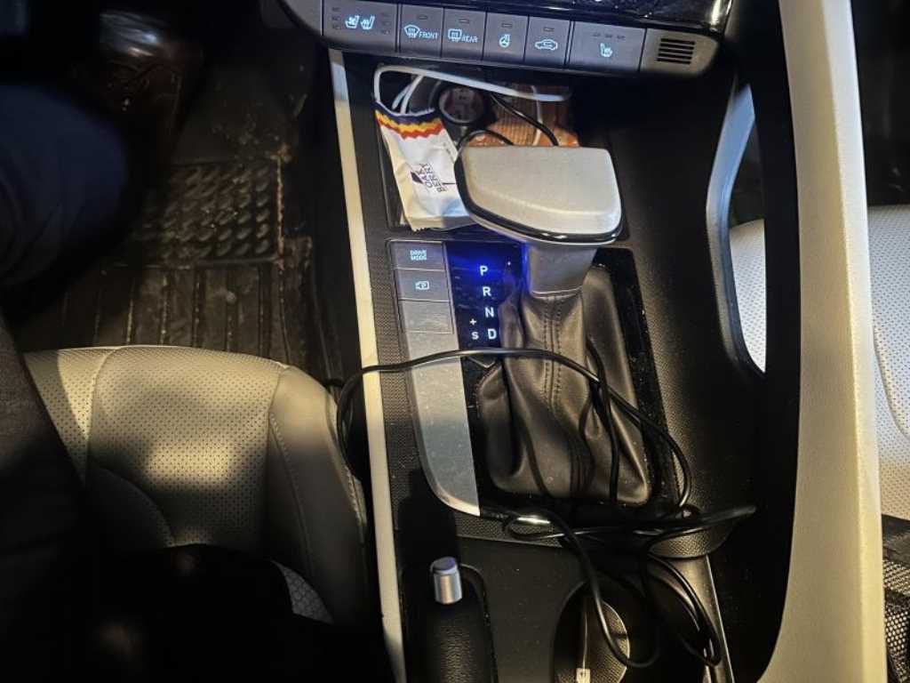 HYUNDAI Avante - Vista 6