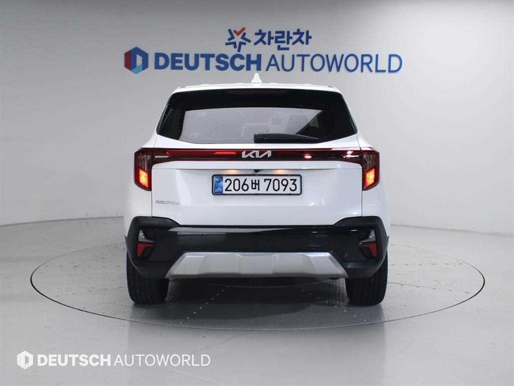 KIA Seltos - Vista 4