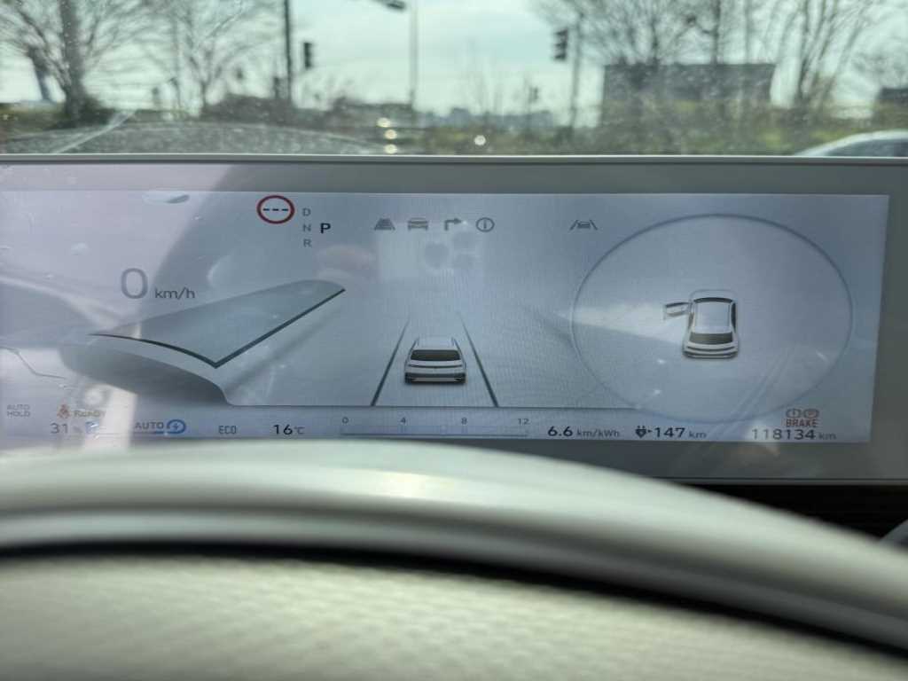 HYUNDAI Ioniq 5 - Vista 9