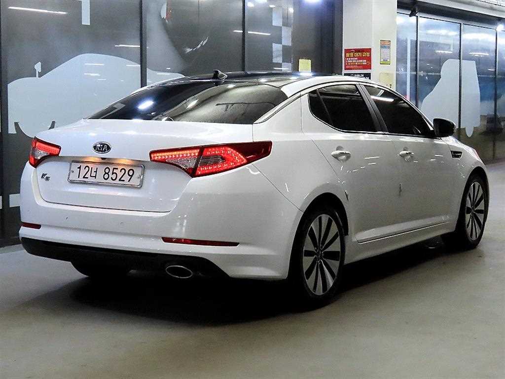 KIA K5 - Vista 4