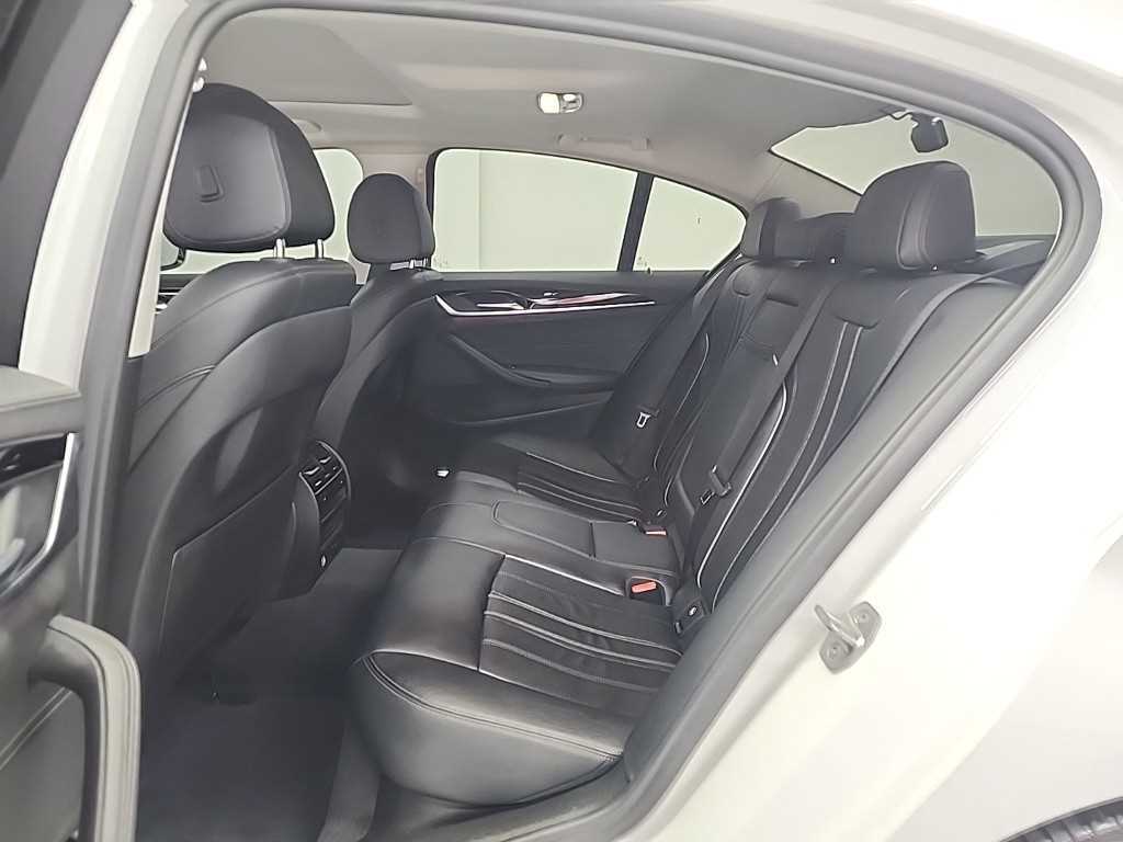 BMW 5 Series - Vista 12