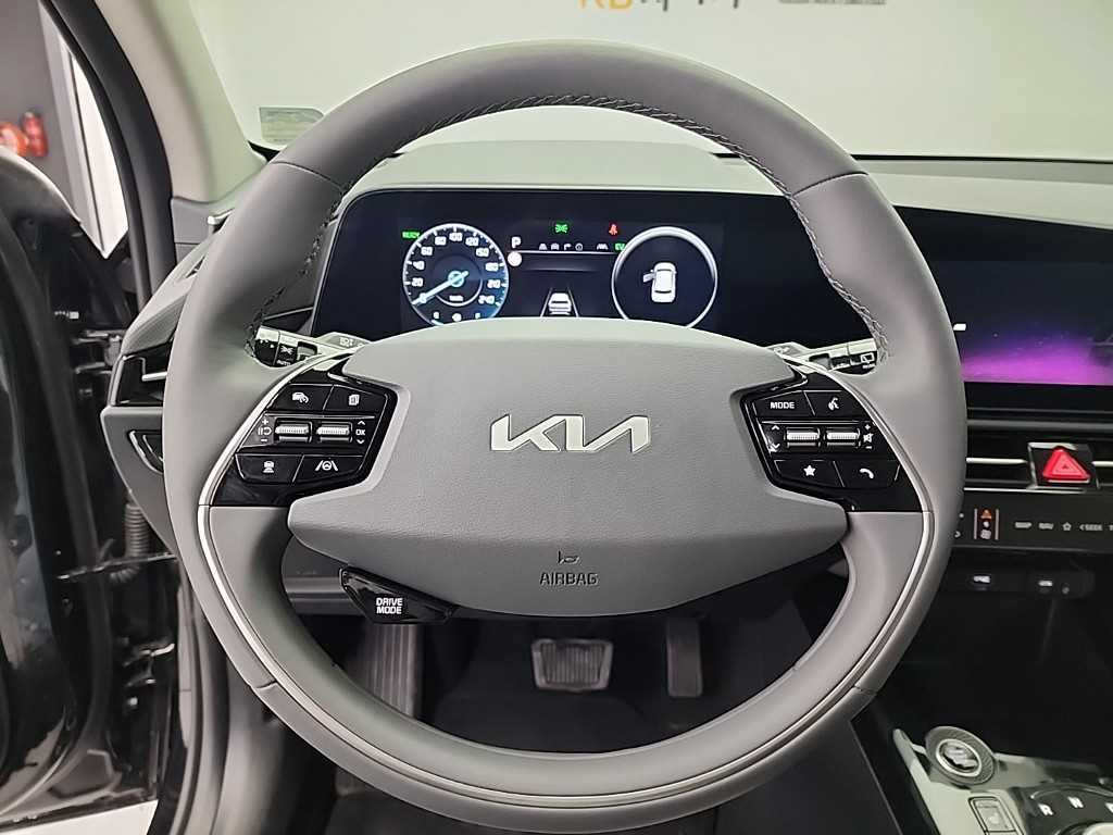 KIA Niro - Vista 9