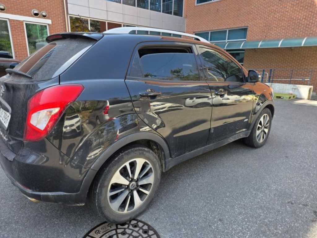 Ssangyong Korando - Vista 3