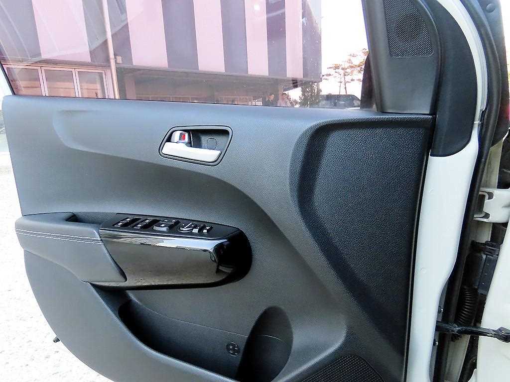 KIA Morning - Vista 11