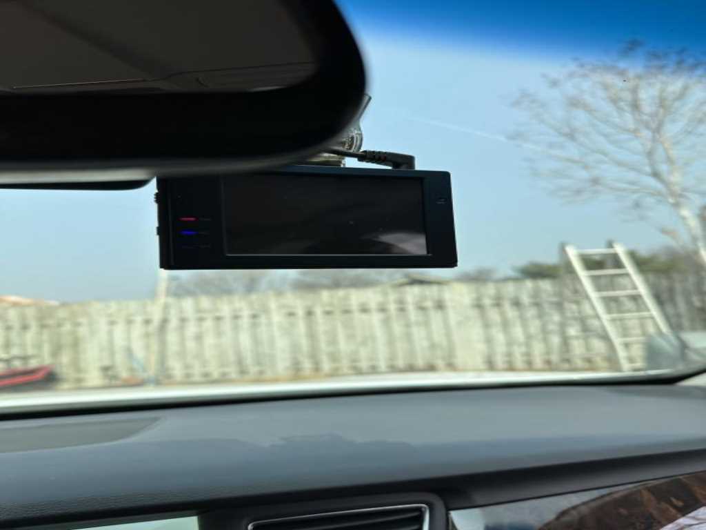 HYUNDAI Genesis - Vista 12