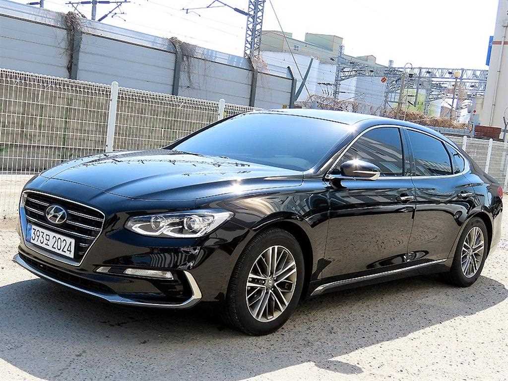 HYUNDAI Grandeur - Vista 2