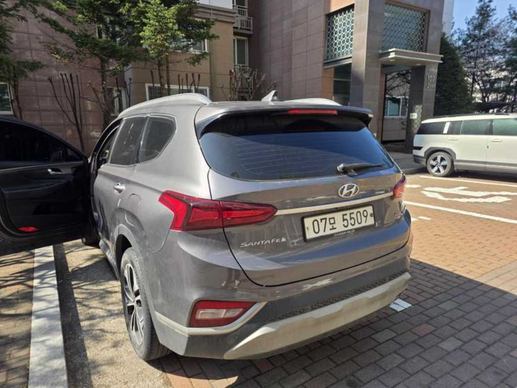 HYUNDAI Santa Fe - Vista 4