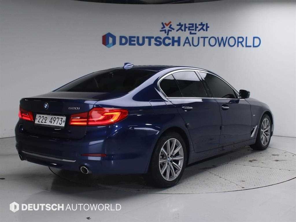 BMW 5 Series - Vista 2