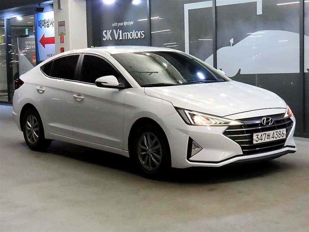 HYUNDAI Avante 2020 Blanco - Importación desde Corea - HF Imports Iquique - Foto 1