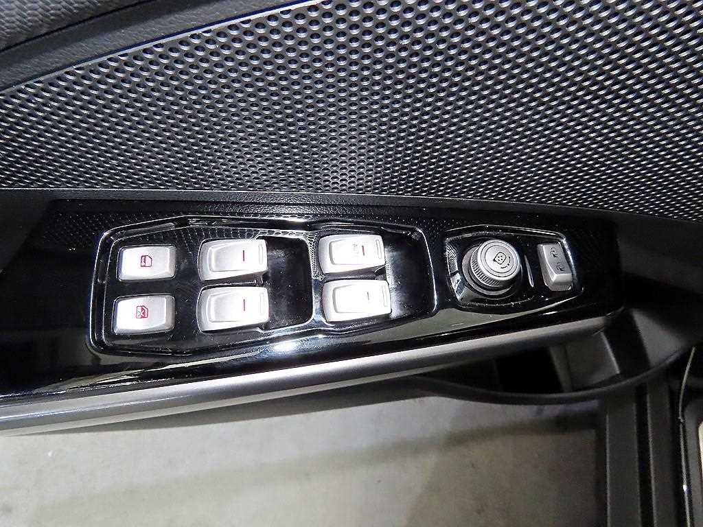 Ssangyong Tivoli 2019 - Importación desde Corea - HF Imports Iquique - Foto 13