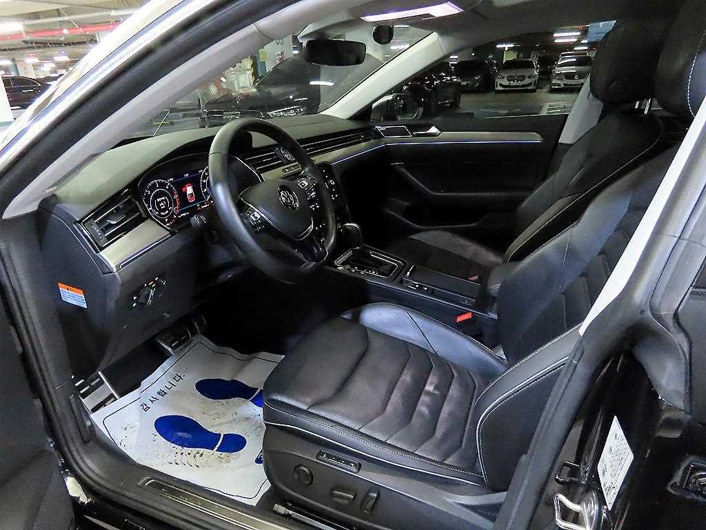 Volkswagen Arteon - Vista 6