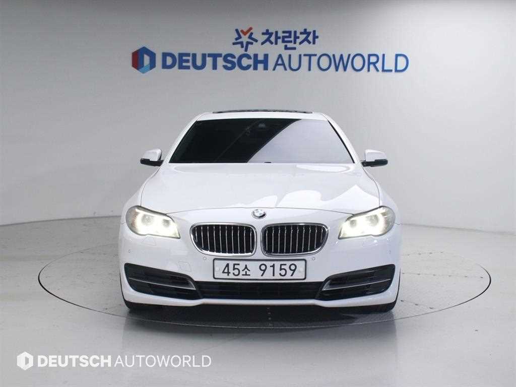 BMW 5 Series - Vista 3